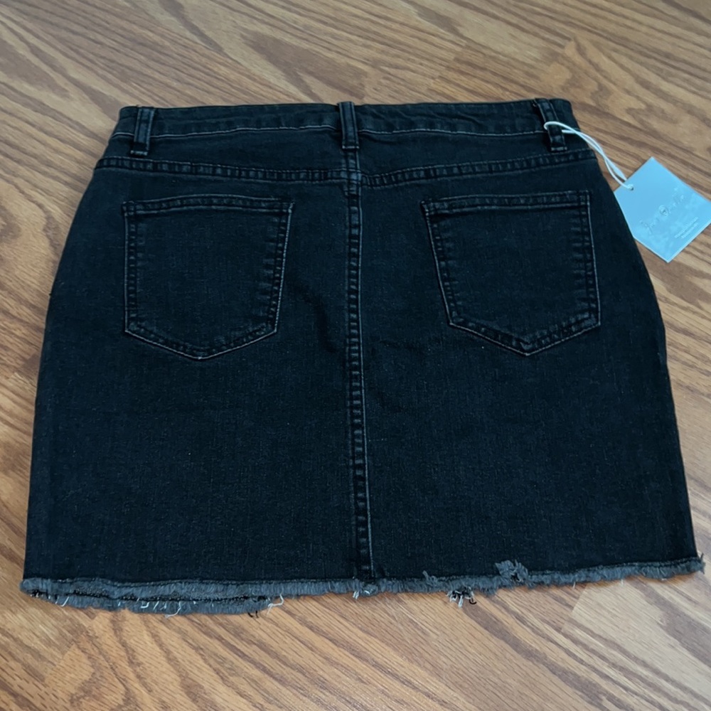 Brand new black jean skirt - Picture 2 of 3